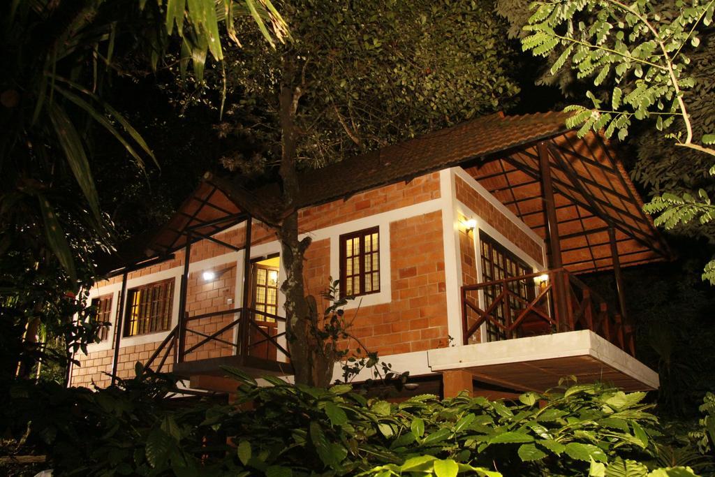 Coffee Acres Plantation Resort Kalpatta Eksteriør bilde